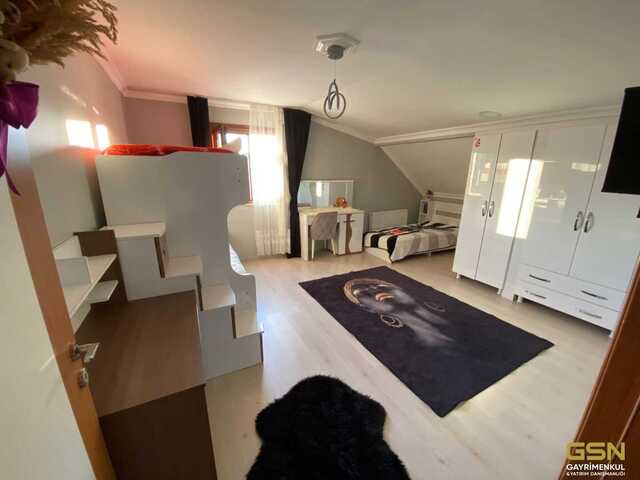 26-PENDİK GÜLLÜBAĞLAR DA SATILIK  4+1 ÜST DUBLEKS DAİRE